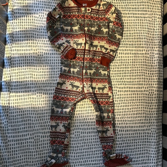 Boys Christmas Pajama Jumpsuit Pair - Picture 5 of 5